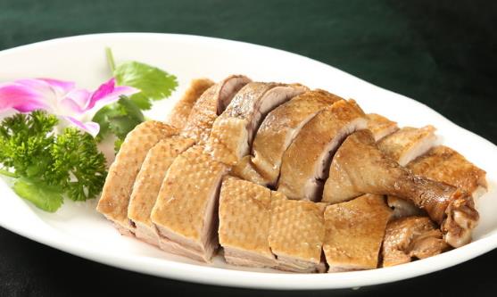 吃雞食譜大全 教你做個(gè)爽爆味蕾的口水雞