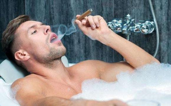 男性洗冷水澡還是熱水澡更好？